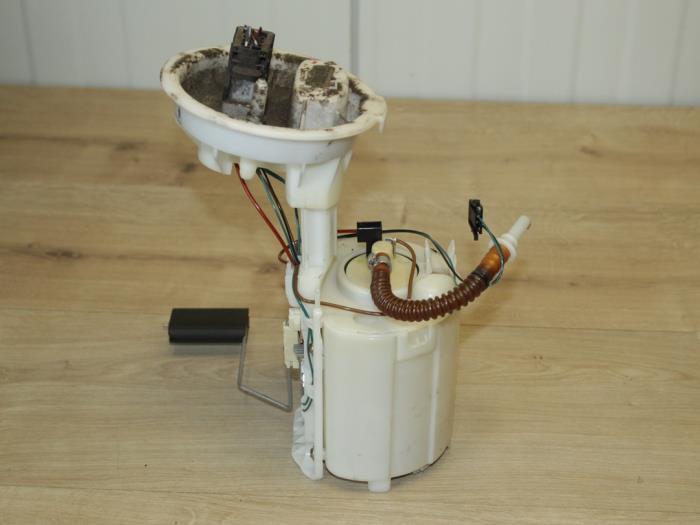 Gebrauchte Kraftstoffpumpe Elektrisch BMW Mini (R50/53) 1.6 16V Cooper Preis € 47,60 Mit Mehrwertsteuer angeboten von Miniparts24