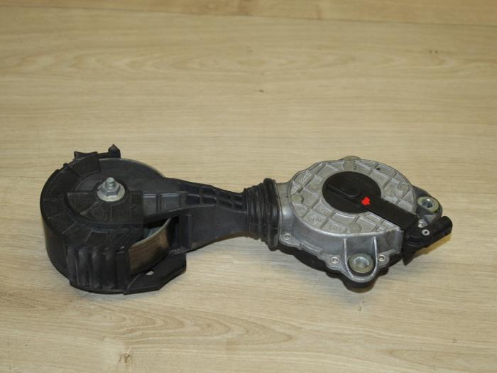 Usados Rodillo tensor correa múltiple Mini Mini (R56) 1.6 16V Cooper S Precio € 29,75 IVA incluido ofrecido por Miniparts24