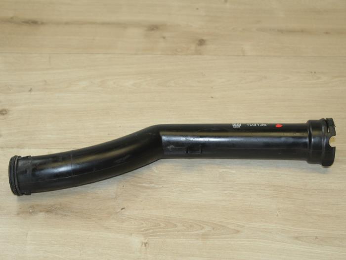 Begagnade Vattenrör Mini Mini (R56) 1.6 16V Cooper S Pris € 17,85 Inklusive moms erbjuds av Miniparts24