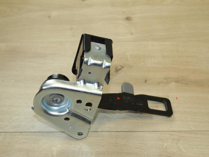 Gebrauchte Sonstige Mini Mini (F56) 1.2 12V One Preis € 23,80 Mit Mehrwertsteuer angeboten von Miniparts24