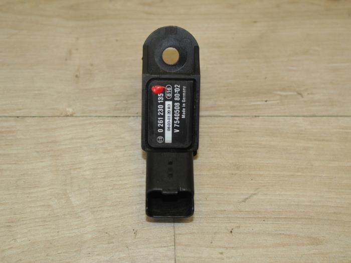 Map Sensor (Einlasskrümmer) van een MINI Clubman (R55) 2.0 Cooper SD 16V 2012