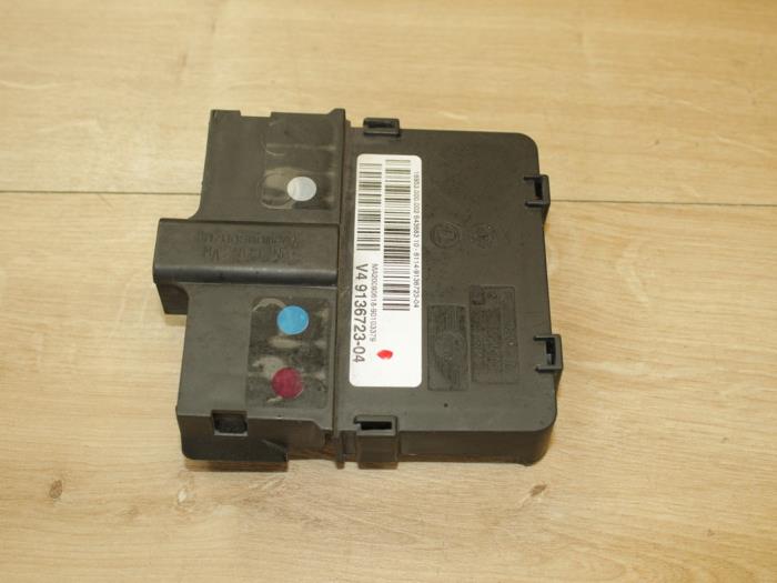 Stromverteiler van een MINI Mini (R56) 1.4 16V One 2009
