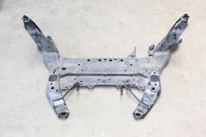 Begagnade Framaxel (komplett) Mini Mini (F56) 1.2 12V One Pris € 196,35 Inklusive moms erbjuds av Miniparts24