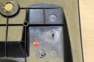 Abdeckblech Motor van een MINI Mini (R56) 1.6 16V One 2010