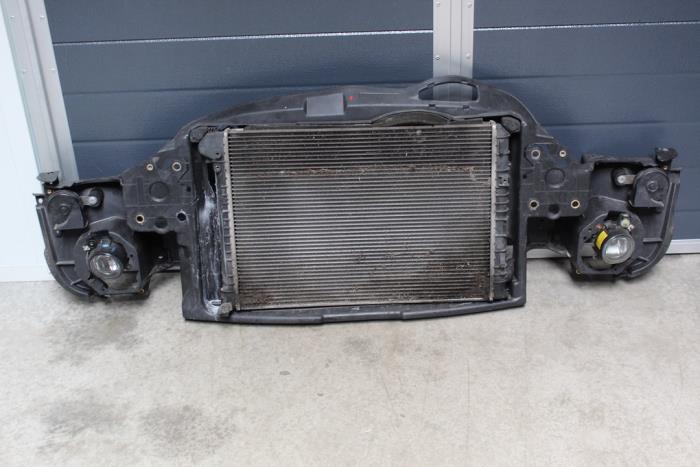 Gebrauchte Vorderfront komplett BMW Mini (R50/53) 1.6 16V Cooper S Preis € 208,25 Mit Mehrwertsteuer angeboten von Miniparts24