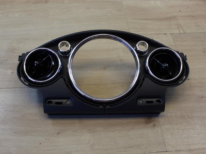 Usados Salpicadero Austin Mini Open (R52) 1.6 16V Cooper Precio € 59,50 IVA incluido ofrecido por Miniparts24