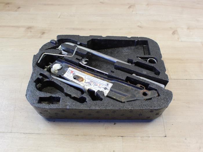 Gebrauchte Wagenheber- Set Austin Mini Open (R52) 1.6 16V Cooper Preis € 59,50 Mit Mehrwertsteuer angeboten von Miniparts24