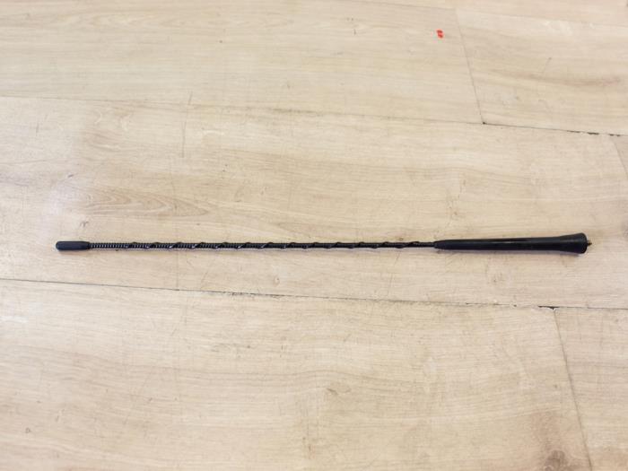Bat anteny z MINI Mini Open (R52) 1.6 16V Cooper 2004