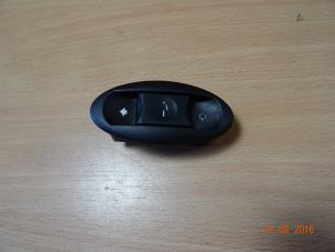 Gebrauchte Schiebedach Schalter Mini Cooper Preis € 23,80 Mit Mehrwertsteuer angeboten von Miniparts24 - Miniteile24 GbR