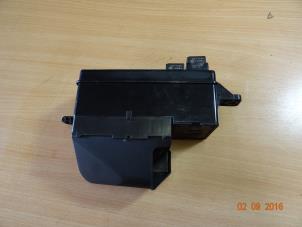 Usados Caja de fusibles Mini Cooper S Precio € 55,00 Norma de margen ofrecido por Miniparts24 - Miniteile24 GbR