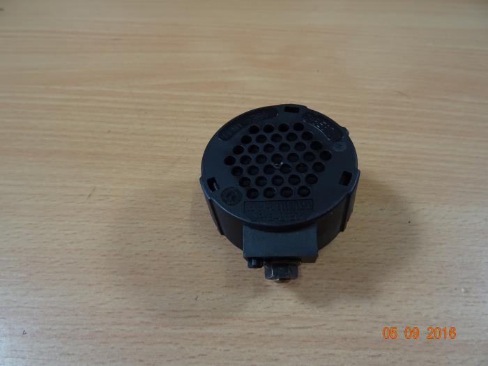 Usados Módulo PDC BMW Mini (R50/53) 1.6 16V One Precio € 12,50 Norma de margen ofrecido por Miniparts24
