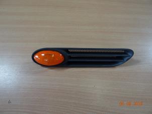 Used Indicator lens, front left Mini ONE Price € 15,00 Margin scheme offered by Miniparts24 - Miniteile24 GbR