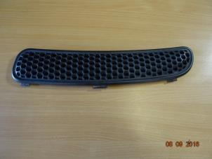 Used Cowl top grille BMW Mini One/Cooper (R50) 1.6 16V One Price € 15,00 Margin scheme offered by Miniparts24 - Miniteile24 GbR