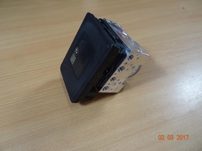 Used ABS Computer Mini ONE Price € 475,00 Margin scheme offered by Miniparts24