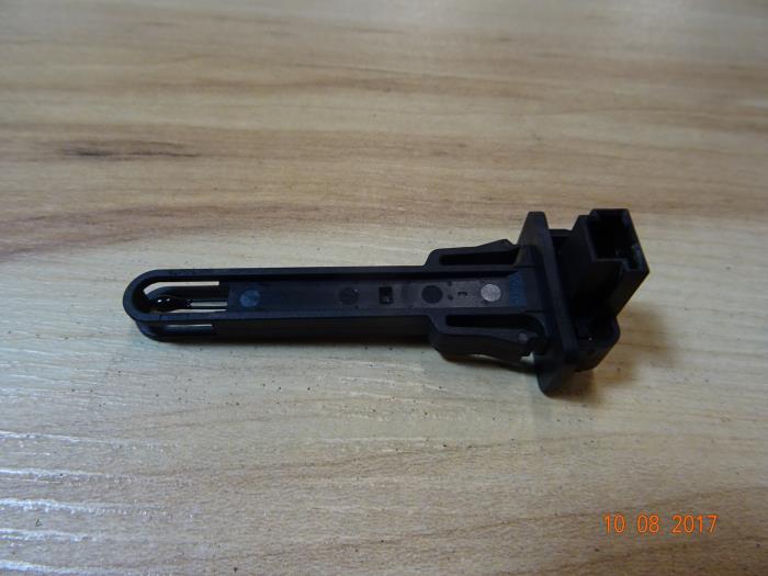 Begagnade Innetemperatursensor Mini Cooper Pris € 12,50 Marginaltabell erbjuds av Miniparts24