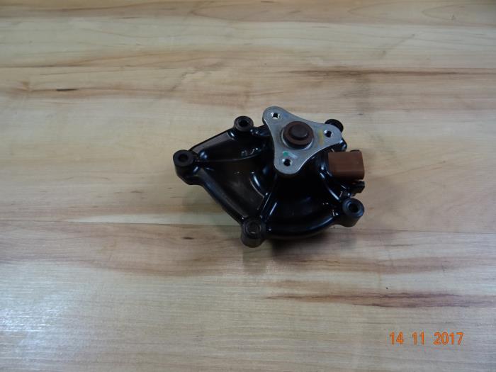 Usagé Pompe à eau Mini Mini (R56) 1.6 16V Cooper Prix € 25,00 Règlement à la marge proposé par Miniparts24