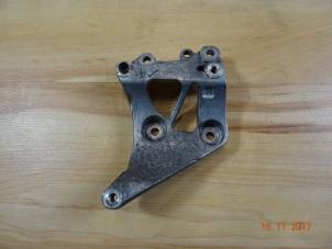 Used Air conditioning bracket Mini Mini (R56) 1.6 16V Cooper Price € 20,00 Margin scheme offered by Miniparts24 - Miniteile24 GbR