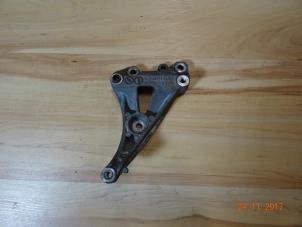 Used Air conditioning bracket Mini Mini (R56) 1.6 16V One Price € 20,00 Margin scheme offered by Miniparts24 - Miniteile24 GbR