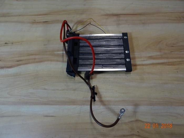 Heating element from a MINI Clubman (R55) 1.6 Cooper D 2011