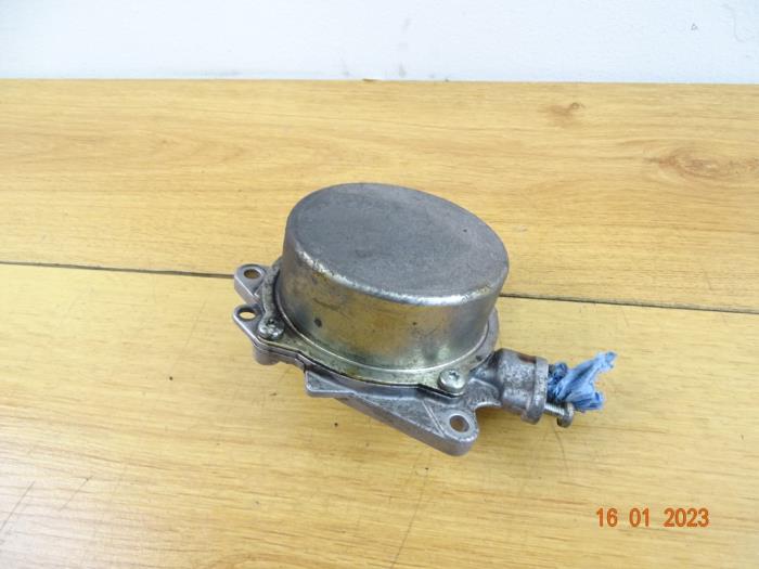 Bomba de vacío de servofreno de un MINI Mini (R56) 1.6 16V Cooper 2009