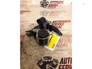 Used Seatbelt tensioner, left BMW Mini One/Cooper (R50) 1.4 16V One Price € 45,00 Margin scheme offered by APST