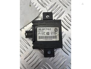 Begagnade Larmmodul Audi A3 (8P1) 1.9 TDI Pris € 15,00 Marginaltabell erbjuds av APST
