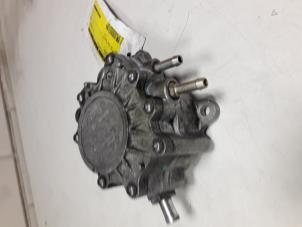 Used Mechanical fuel pump Audi A3 (8P1) 2.0 TDI 16V Price € 60,00 Margin scheme offered by APST