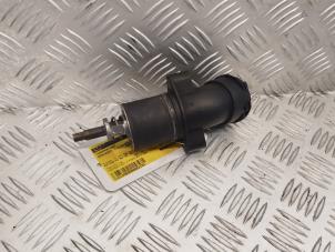 Gebrauchte Thermostat Mercedes C Sportcoupé (C203) 1.8 C-200K 16V Preis € 15,00 Margenregelung angeboten von APST