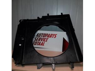 Used Cooling fan housing Mercedes Sprinter 3,5t (906.13/906.23) 216 CDI 16V Euro 5 Price € 25,00 Margin scheme offered by APST