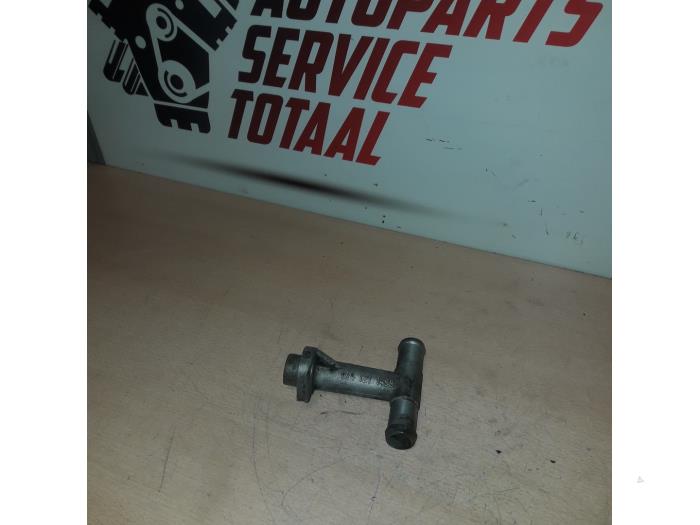 Water pipe from a Volkswagen Transporter/Caravelle T4 2.4 D 2002