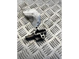 Usagé Rouleau tendeur courriere de multi Ford Transit 2.2 TDCi 16V Prix € 15,00 Règlement à la marge proposé par APST