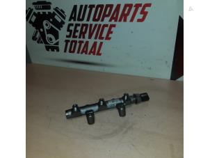 Used Fuel injector nozzle Audi Q7 (4MB/4MG) 3.0 TDI V6 24V Price € 150,00 Margin scheme offered by APST