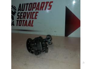 Used Oil pump Peugeot Boxer (U9) 2.2 HDi 120 Euro 4 Price € 75,00 Margin scheme offered by APST