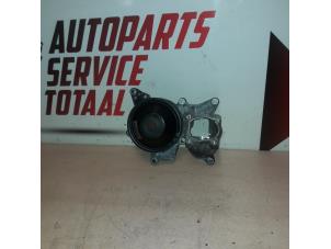 Used Water pump BMW 5 serie Touring (F11) M550d xDrive 24V Price € 50,00 Margin scheme offered by APST