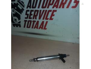 Used Injector (petrol injection) Mercedes B (W246,242) 1.6 B-180 BlueEFFICIENCY Turbo 16V Price € 70,00 Margin scheme offered by APST