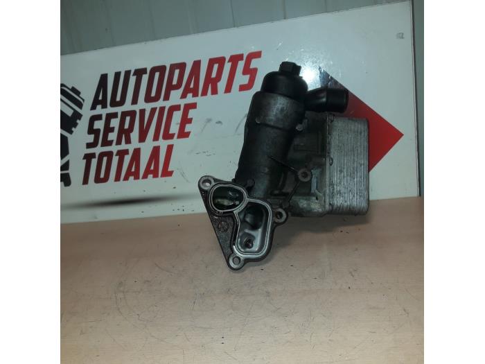 Oil filter holder from a Renault Master IV (MA/MB/MC/MD/MH/MF/MG/MH) 2.3 dCi 135 16V FWD 2019