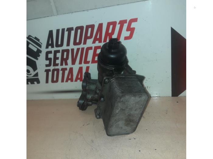Oil filter holder from a Renault Master IV (MA/MB/MC/MD/MH/MF/MG/MH) 2.3 dCi 135 16V FWD 2020