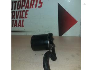 Used Fuel filter housing Mercedes C (W204) 2.2 C-180 CDI 16V BlueEFFICIENCY Price € 15,00 Margin scheme offered by APST