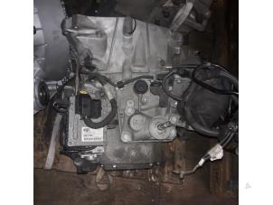 Begagnade Växellåda Peugeot 508 (8D) 2.0 Hybrid4 16V Pris € 700,00 Marginaltabell erbjuds av APST