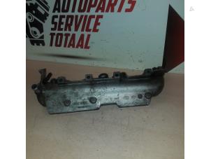 Used Rocker cover Opel Movano 2.2 DTI 16V Price € 35,00 Margin scheme offered by APST