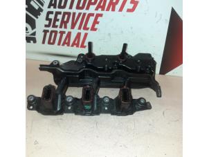 Used Intake manifold Renault Master IV (MA/MB/MC/MD/MH/MF/MG/MH) 2.3 dCi 16V Price € 50,00 Margin scheme offered by APST