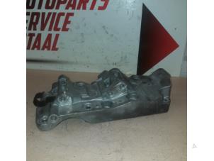 Used Air conditioning bracket BMW X1 (E84) sDrive 20d 2.0 16V Price € 45,00 Margin scheme offered by APST