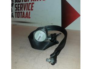 Gebrauchte Sicherheitsgurt rechts vorne Iveco New Daily VI 33S11,35C11, 35S11 Preis € 60,00 Margenregelung angeboten von APST