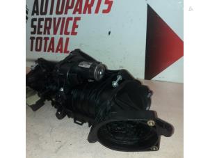 Used Intake manifold Mercedes E (W213) E-220d 2.0 Turbo 16V Price € 120,00 Margin scheme offered by APST