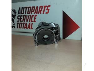Used Oil pump Volkswagen Crafter 28/30/32/35 LWB Price € 60,50 Inclusive VAT offered by APST