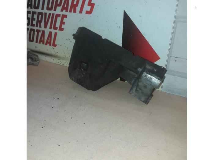 Engine mount from a Iveco New Daily VI 33S13, 35C13, 35S13 2016