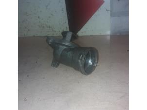 Used Thermostat housing Mercedes E (W211) 3.0 E-280 CDI 24V Price € 35,00 Margin scheme offered by APST