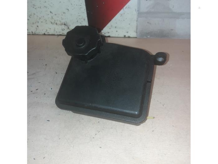 Power steering fluid reservoirs with engine code 2718 stock