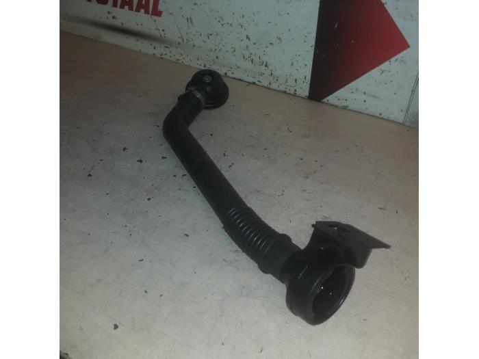 Oil fill pipe from a Mercedes-Benz Sprinter 3,5t (906.63) 316 CDI 16V 2014
