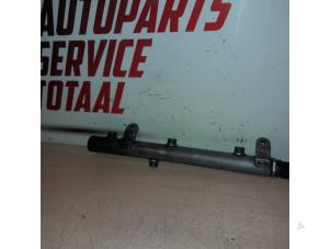 Used Fuel injector nozzle Mercedes C (W204) 3.0 C-320 CDI V6 24V Price € 75,00 Margin scheme offered by APST